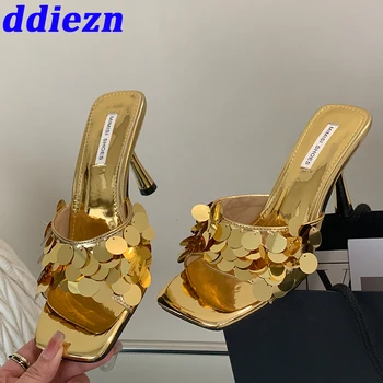 Новинка в женских туфлях-лодочках на тонком каблуке 2023 Дизайнерская мода С мелкими побрякушками Женские Босоножки на высоком каблуке Обувь для женщин